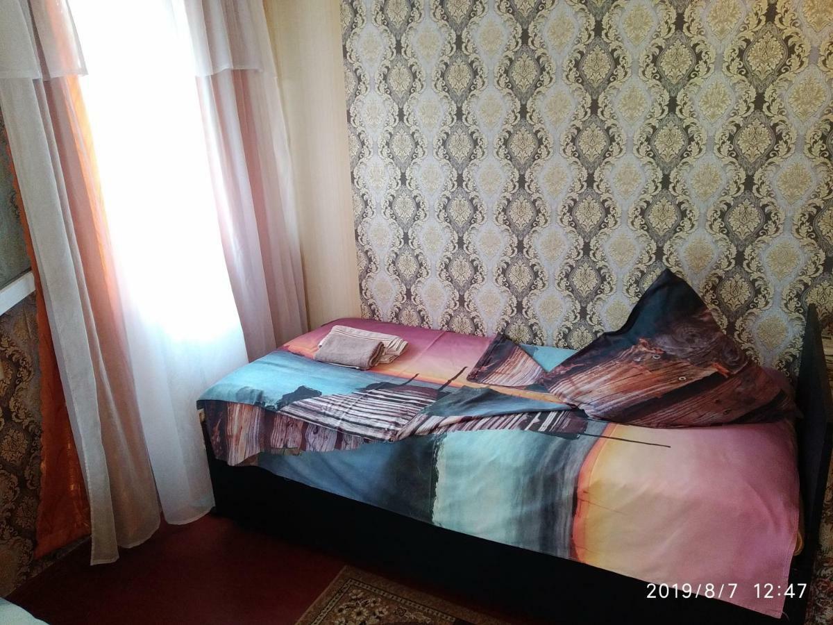 Downtown Guest House คูทายสิ ภายนอก รูปภาพ